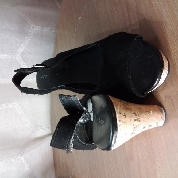 GEORGE WOMENS  SIZE 8 PLATFORM SANDALS - Picture 3 of 7